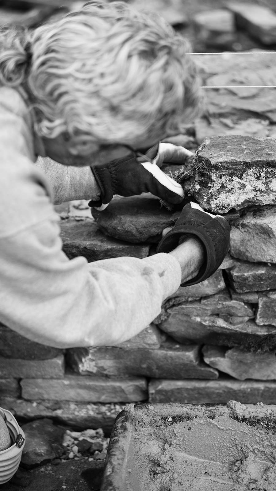 Setting Stone